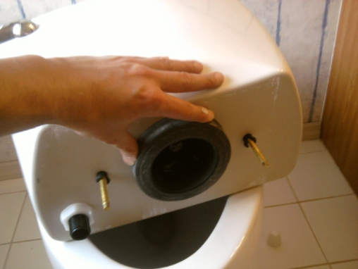 10 - DIY Toilet Replacement Part 2: Installing Your New Toilet